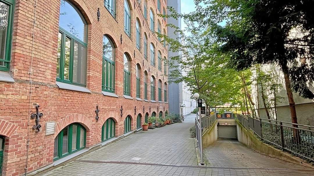 Flexible Gewerbefläche mit Parkplätzen in Bestlage von Margareten!