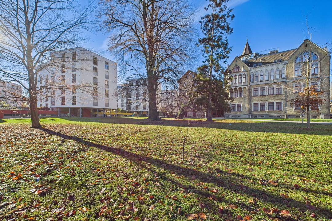 Wohnen zwischen Natur und Geschichte – stilvolle 3-Zimmer-Wohnung mit Wintergarten am Benger-Park