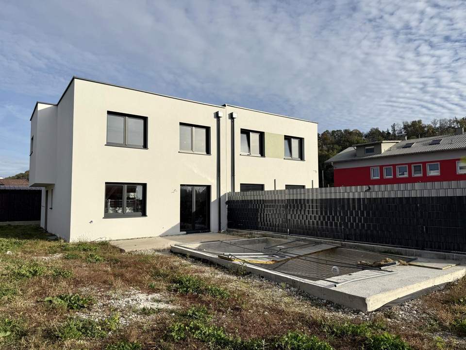 Doppelhaushälfte im Rohbau - gestalten Sie ihr Zuhause nach Ihren Wunsch