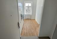 Erstbezug! Helle 2-Zimmer Wohnung mit Parkett und neuer Einbauküche