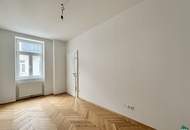 Generalsanierte Altbauwohnung mit ruhiger Hofausrichtung
