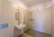 Ein Anwesen – viele Möglichkeiten: Sanierte Jahrhundertwendevilla mit Indoorpool für luxuriöses Wohnen und Arbeiten