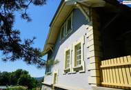 RIESIGER POOLBEREICH MIT AUSBLICK ÜBER GRAZ!! Exklusives Einfamilienhaus in Eggenberg mit Pool, XXL-Terrasse &amp; Traumgarten – Ihre private Oase in Graz!