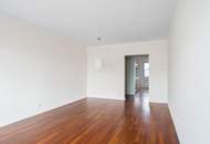 Sehr gepflegte 4-Raum-Wohnung mit südwestseitiger Loggia im Herzen von Wels