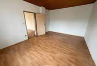 Zeit für einen Neustart! Sanierungsbedürftiges Haus auf 1.787 m² großem Grundstück – ideal für eine umfassende Revitalisierung oder als Neubauprojekt!