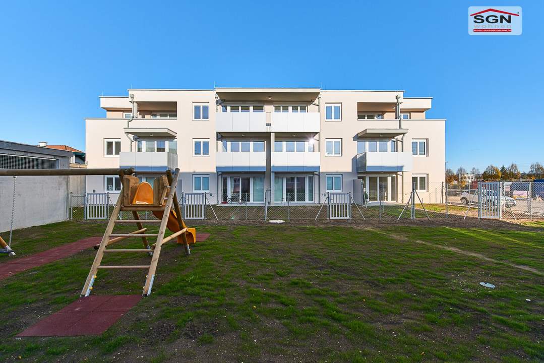 Moderne Familienwohnung mit Balkon