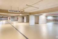 MITTEN DRIN. GROSSZÜGIG WOHNEN. – 3 ZIMMER, LOGGIA &amp; STELLPLATZ AM SCHWECHATER HAUPTPLATZ | ZELLMANN IMMOBILIEN