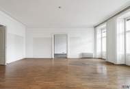 BÜRO IN ELEGANTEM HAUS / Blick auf Volkstheater und MQ / Sanierungsbedürftig