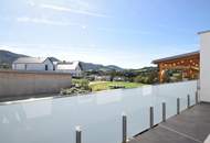 Eckreihenhaus mit Garten und Carport