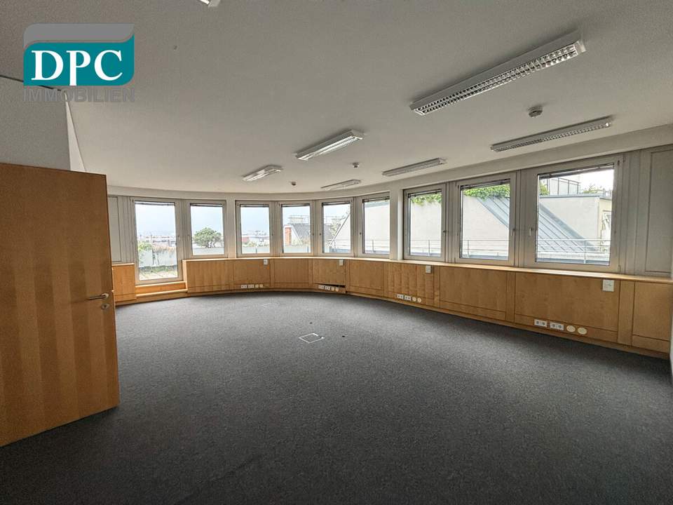 DPC | Modernes Bürohaus Nähe Laurenzgasse