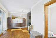 Stilvolle Villa mit gepflegtem Garten und großzügiger Garage