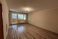 Loggia Wohnung! Sehr gut gelegen mit perfekter Raumaufteilung, Ruhelage und Grünblick inklusive!
