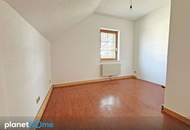 Idyllisches Einfamilienhaus auf großzügigem, wunderschönem Grundstück.