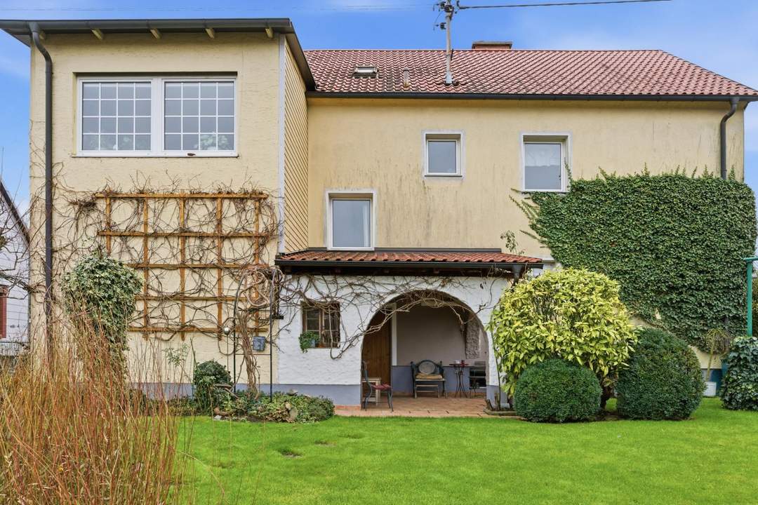 Einfamilienhaus mit zwei Wohneinheiten in Pasching Süd!