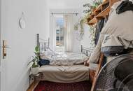 "Charmante Altbauwohnung mit Charakter in gepflegtem Stilhaus!"