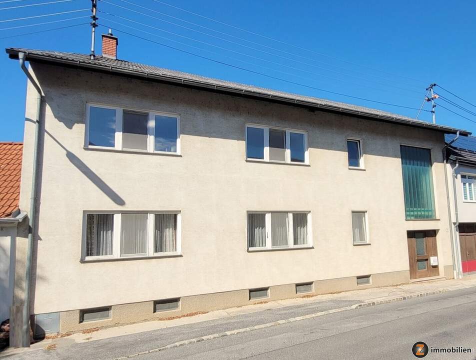 Großzügiges Wohnhaus mit Lift im lebenswerten Lockenhaus!