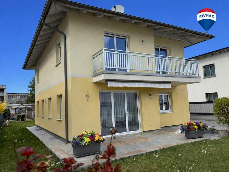 Großzügiges Wohnhaus in ruhiger Siedlungslage am Stadtrand von Wels!