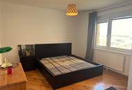 "2 Zimmer 74m² + Loggia mit toller Aussicht!"