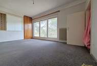 1A-INFRASTRUKTUR! SANIERUNGSBEDÜRFTIGES EINFAMILIENHAUS MIT KELLER UND GARAGE. 271 m² NUTZFLÄCHE. 560m² GRUNDSTÜCK.