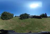 *ORTSRANDLAGE:* Wohnhaus mit sehr schönem, ebenen Garten und großzügigem Grundstück.