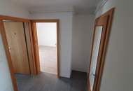 Sanierte Altbauwohnung mit Terrasse im 4. Stock