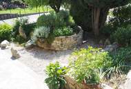 "Ruheoase, großer Garten, genügend Platz zum Wohlfühlen!"