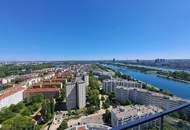 GRANDIOSER AUSBLICK UND VIELE ANNEHMLICHKEITEN NAHE AM WASSER