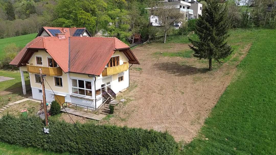 Haus mit großem Grund und Aussicht in Andritz!