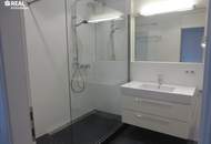 Hofzeile - Großzügiges 3-Zimmer-Apartment mit ca. 55 m² Wohnzimmer und 24 m² Balkonflächen - Garagenplatz um € 150,--