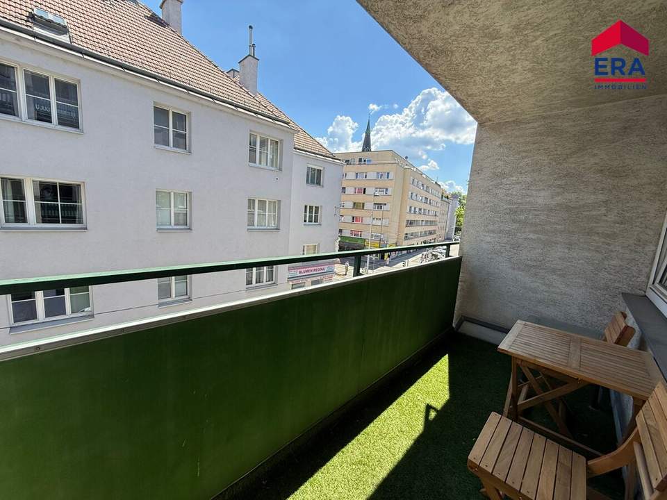 NEU: Helle 2-Zimmer-Wohnung mit großer Loggia in attraktiver Lage in 1210 Wien