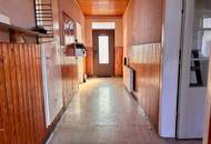 Charmanter Dreikant Hof mit Potenzial!