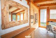 Naturnah wohnen mit vielfältigen Nutzungsmöglichkeiten – charmantes Holzblockhaus mit Wintergarten und Sauna in Stratzing