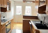 3 Zimmer mit Balkon inklusive Tiefgaragen-Stellplatz, Hoflage!