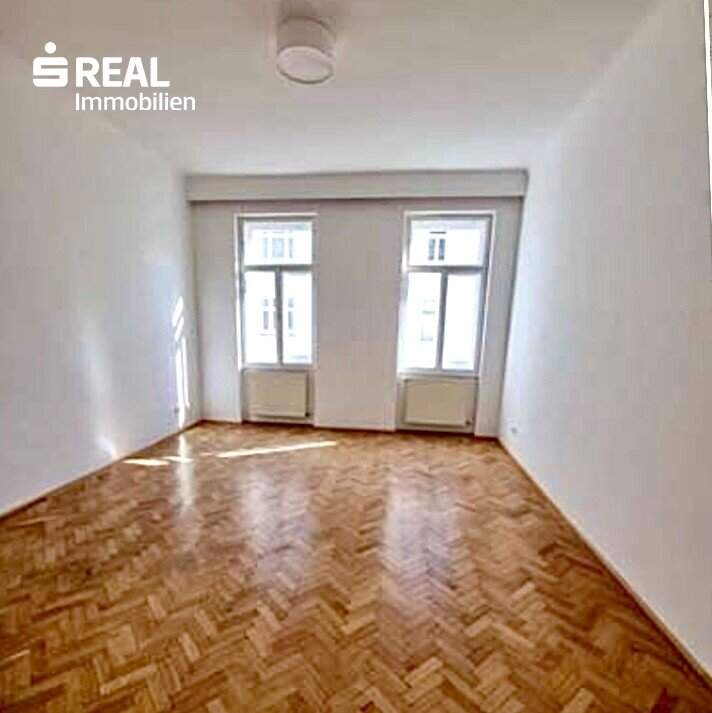 TOP 3 ZIMMER in wunderschönem ALTBAU in RUHIGE SEITENGASSE ausgerichtet
