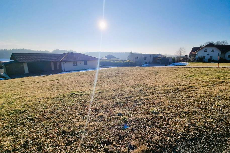 Wohnen mit Weit und Gebirgsblick – sonniges Baugrundstück in Traumlage OÖ!, Grund und Boden-kauf, 189.000,€, 5232 Braunau am Inn