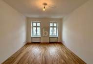 HOCHWERTIG SANIERTE ALTBAUWOHNUNG IN ZENTRALER LAGE MIT LIFT!