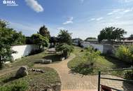 Großzügiges Einfamilienhaus mit Pool und großem Garten - Wohnen mit Komfort