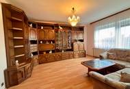 Großzügiges Einfamilienhaus in naturnaher Wohnlage