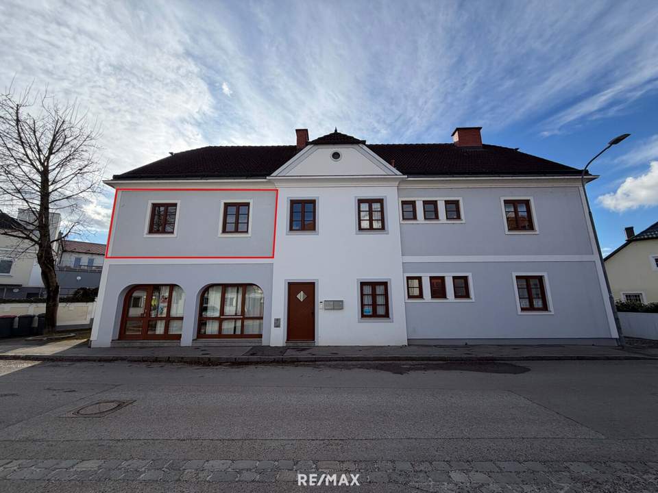 Helle Büroräumlichkeiten in zentraler Lage von Loosdorf