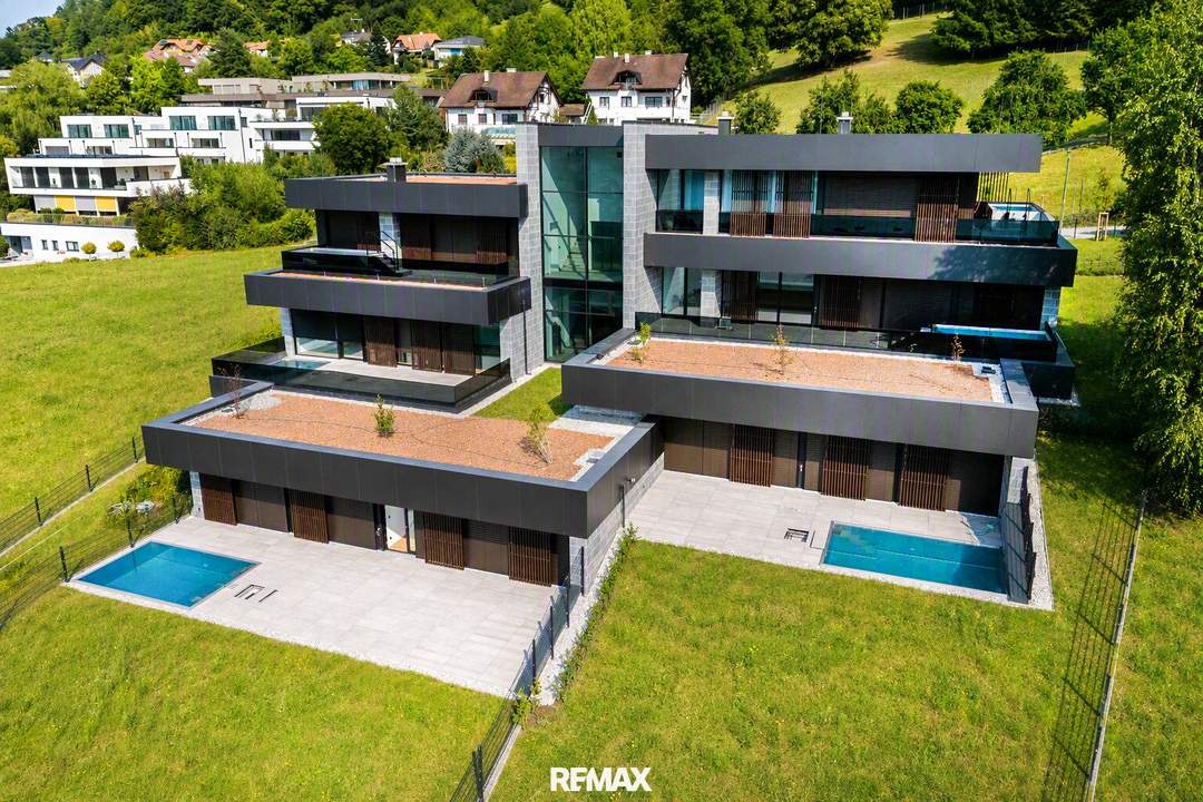 NEUER PREIS - Bright Side - Neubauwohnung mit privatem Pool in Gmunden am Sonnenhang