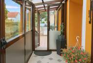 Charmantes Einfamilienhaus mit Einliegerwohnung, Garten und Garage – vielseitig nutzbar