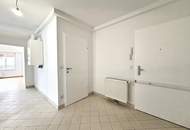 DG-Traum | 2-Zimmer-Wohnung + moderne Küche &amp; Tageslichtbadezimmer – in stilvoll saniertem Altbau