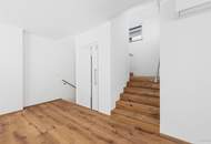 Neuwertige Doppelhaushälfte - Gießhübl - mit Lift und 100 m² Freiflächen | Neubau 2022