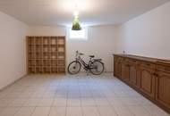 Großzügiges Wohnhaus mit weitläufigem Garten, PV-Anlagen &amp; Ausbaumöglichkeiten in Straßwalchen