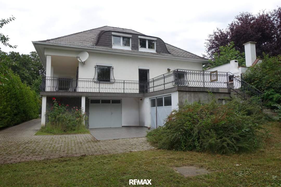 Großzügiges Einfamilienhaus in traumhafter Ruhelage am Waldrand