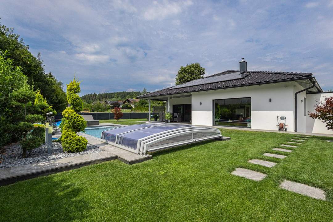Exklusives Wohnen mit Pool, modernster Technik & außergewöhnlichem Ambiente