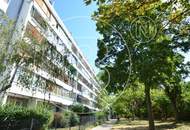 Charmante 2-Zimmer-Wohnung mit großer Loggia!