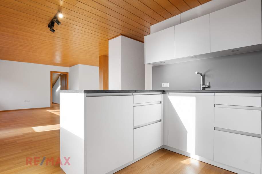 Traumhaft renovierte 3-Zimmer-Wohnung am Burgweg mit Fernsicht über Götzis, Wohnung-miete, 1.550,00,€, 6840 Feldkirch