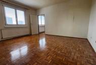 PROVISIONSFREI! GÜNSTIGE 3 ZIMMER WOHNUNG!