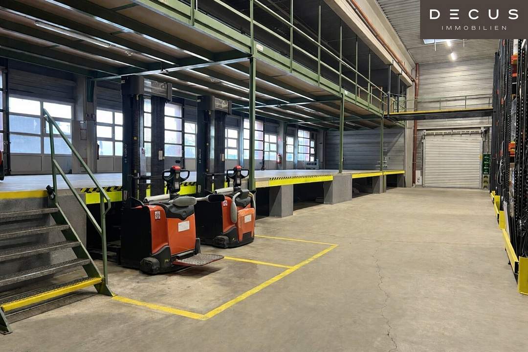 Betriebsliegenschaft mit Büro- und Lagerflächen in Top-Verkehrslage / 1220 Wien